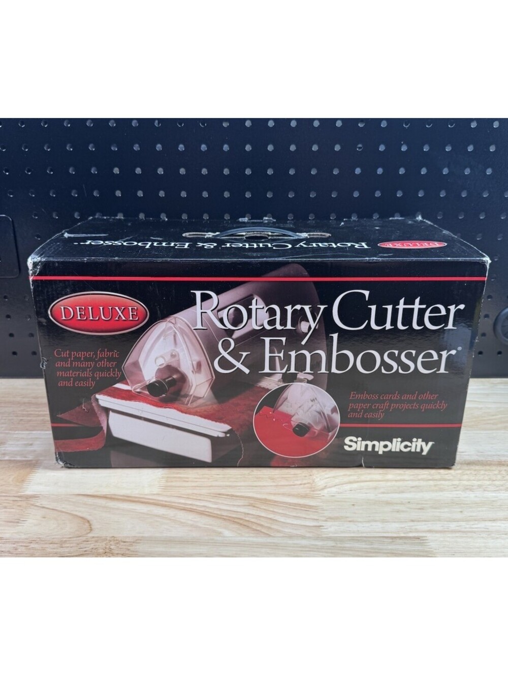 Simplicity 881711 Deluxe Rotary Cutter & Embosser Electric Machine BRAND NEW